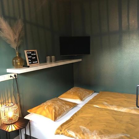 Bed and Breakfast Nieboer Vrouwenpolder Exterior foto